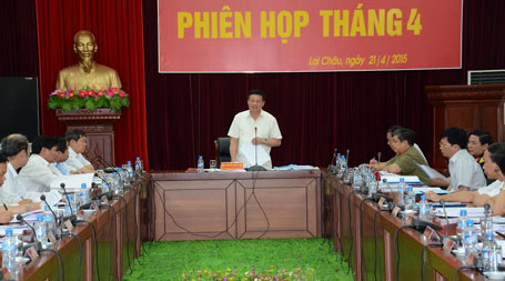 Quang cảnh phiên họp