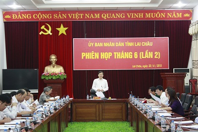 Quang cảnh phiên họp