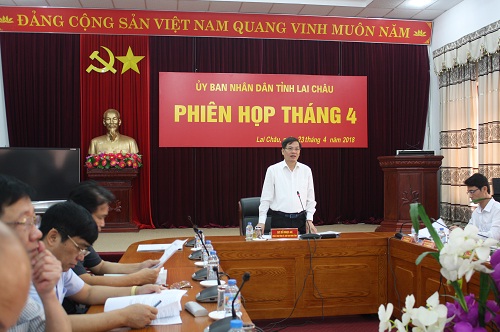 Ngày 07/5/2018, UBND tỉnh ban hành Công văn (HOẢ TỐC) số 593/UBND-TH v/v đẩy mạnh triển khai Kế hoạch thực hiện Nghị quyết số 18-NQ/TW và Chương trình hành động thực hiện Nghị quyết số 19-NQ/TW.