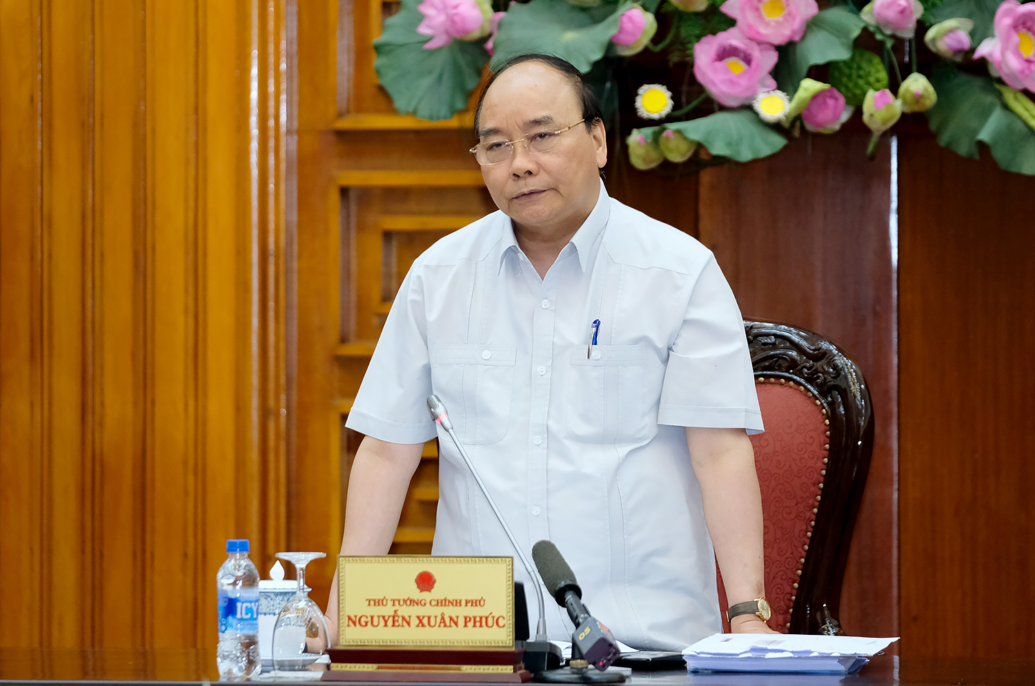 Thủ tướng Nguyễn Xuân Phúc phát biểu tại buổi cuộc làm việc. Ảnh: VGP/Quang Hiếu