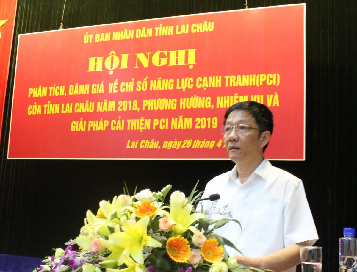Đồng chí Vũ Văn Hoàn phát biểu chỉ đạo Hội nghị