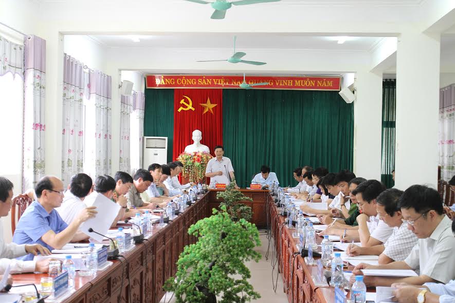 Quang cảnh buổi làm việc.