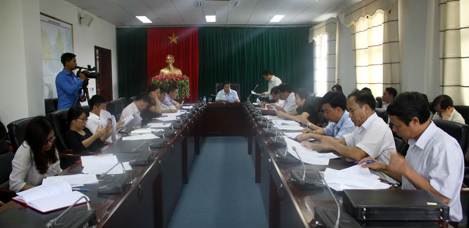 Quang cảnh buổi họp.
