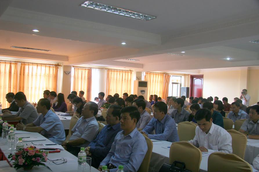 Toàn cảnh hội nghị.