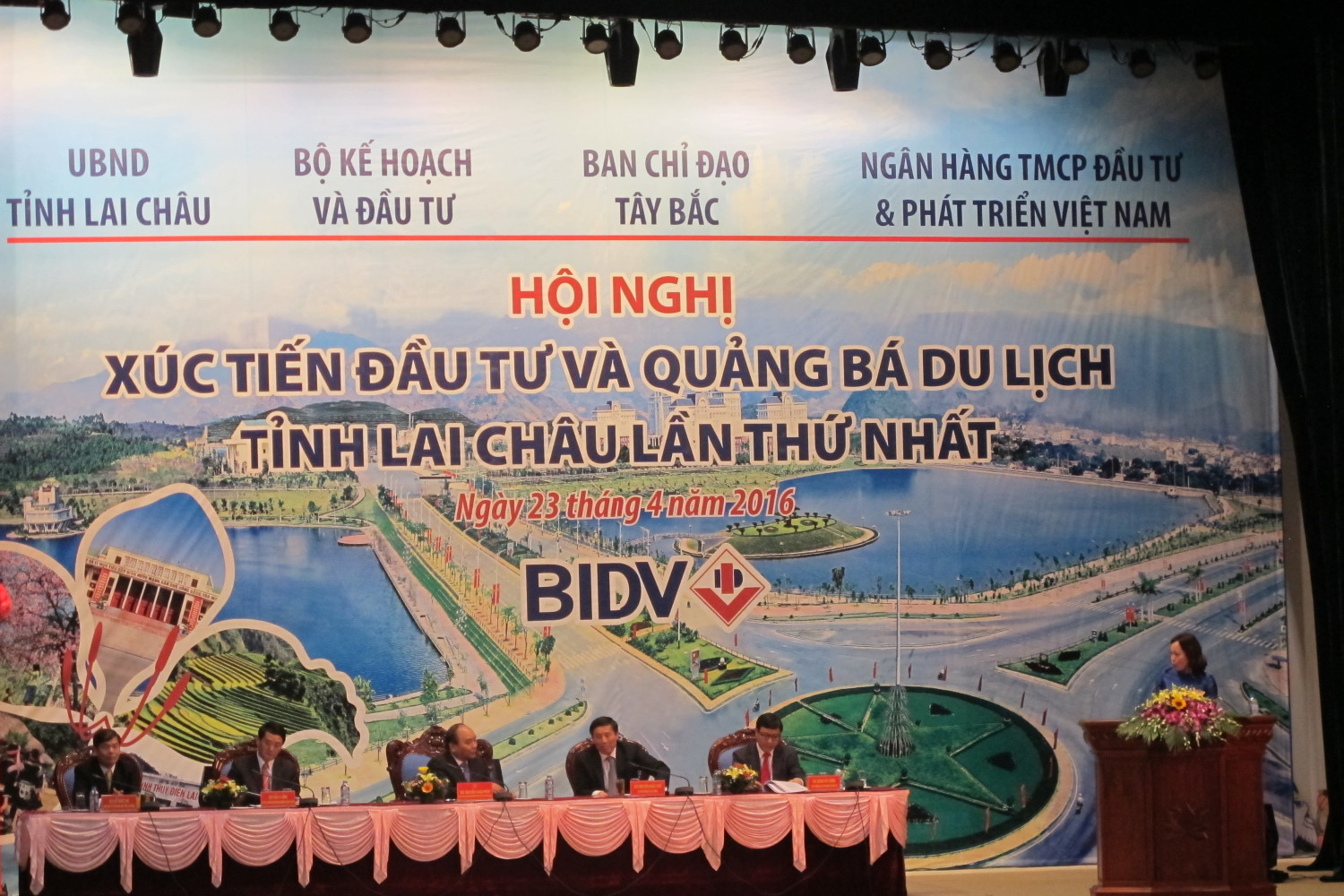 Uỷ ban nhân dân tỉnh Lai Châu Tổ chức Diễn đàn Đối thoại doanh nghiệp tỉnh Lai Châu năm 2019 “Vì sự phát triển của cộng đồng doanh nghiệp”