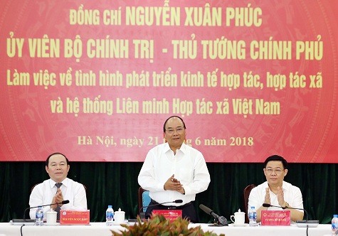 Thủ tướng Nguyễn Xuân Phúc phát biểu tại buổi làm việc - Ảnh: VGP