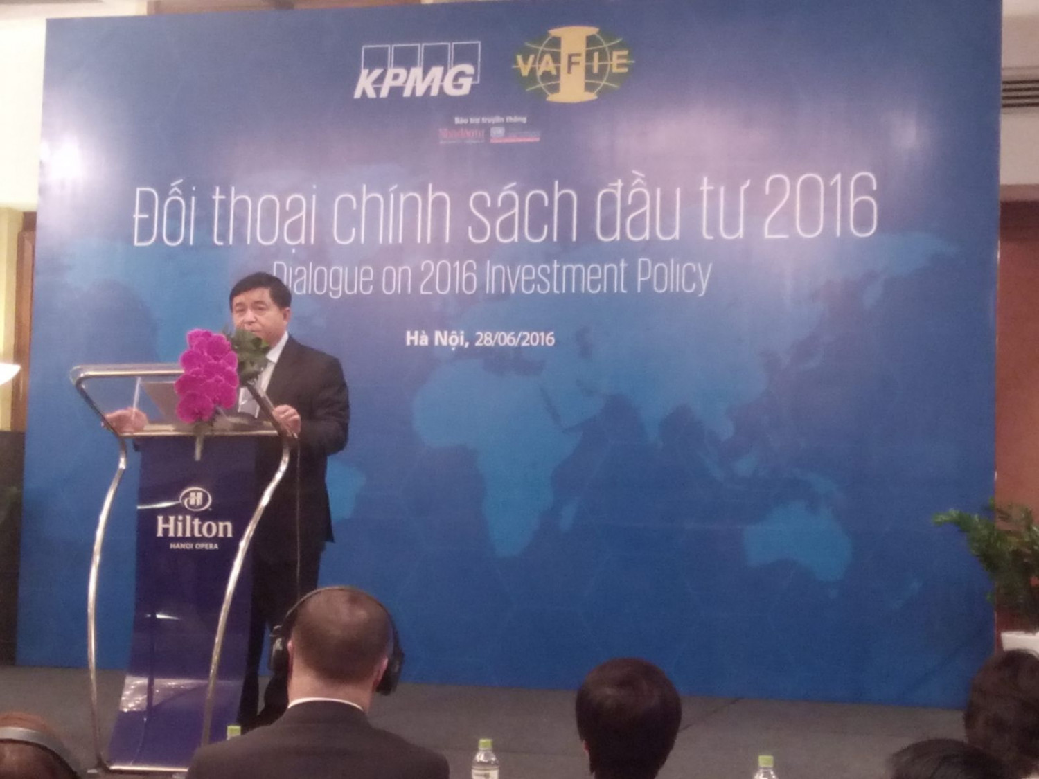 Bộ trưởng Bộ Kế hoạch và Đầu tư Nguyễn Chí Dũng phát biểu tại Hội thảo