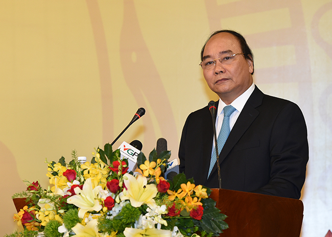 Thủ tướng Chính phủ Nguyễn Xuân Phúc chủ trì Hội nghị doanh nghiệp Việt Nam năm 2016 với chủ đề: “Doanh nghiệp Việt Nam - Động lực phát triển kinh tế của đất nước”. Ảnh VGP/Quang Hiếu