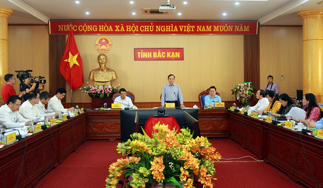 Phó Thủ tướng Chính phủ Trần Lưu Quang chủ trì Hội nghị trực tuyến với các tỉnh vùng trung du và miền núi phía bắc về kết quả thực hiện 3 chương trình MTQG và nhiệm vụ, giải pháp trong thời gian tới - Ảnh: VGP/Hải Minh