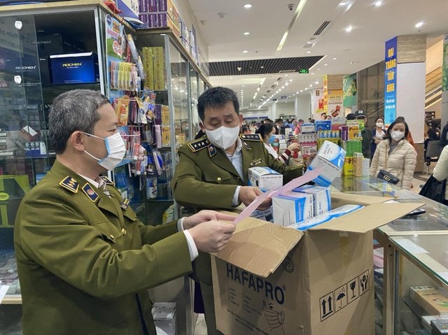 Tăng cường đấu tranh chống buôn lậu, hàng giả nhóm hàng dược phẩm, mỹ phẩm, thực phẩm chức năng, dược liệu