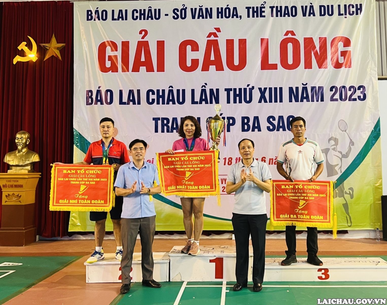 Giải cầu lông Báo Lai Châu lần thứ XIII năm 2023, tranh Cúp Ba Sao