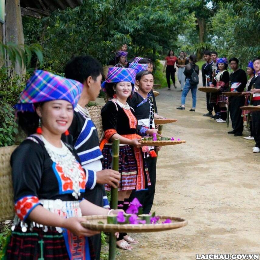 TÍNH CỘNG ĐỒNG, SỰ GẮN KẾT - TẠO DỰNG VÀ LAN TỎA THƯƠNG HIỆU BẢN DU LỊCH SIN SUỐI HỒ