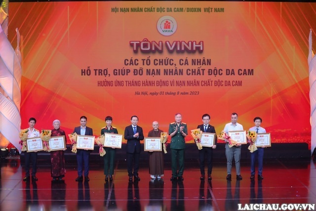 Giúp nạn nhân da cam thêm vững tin trong cuộc sống