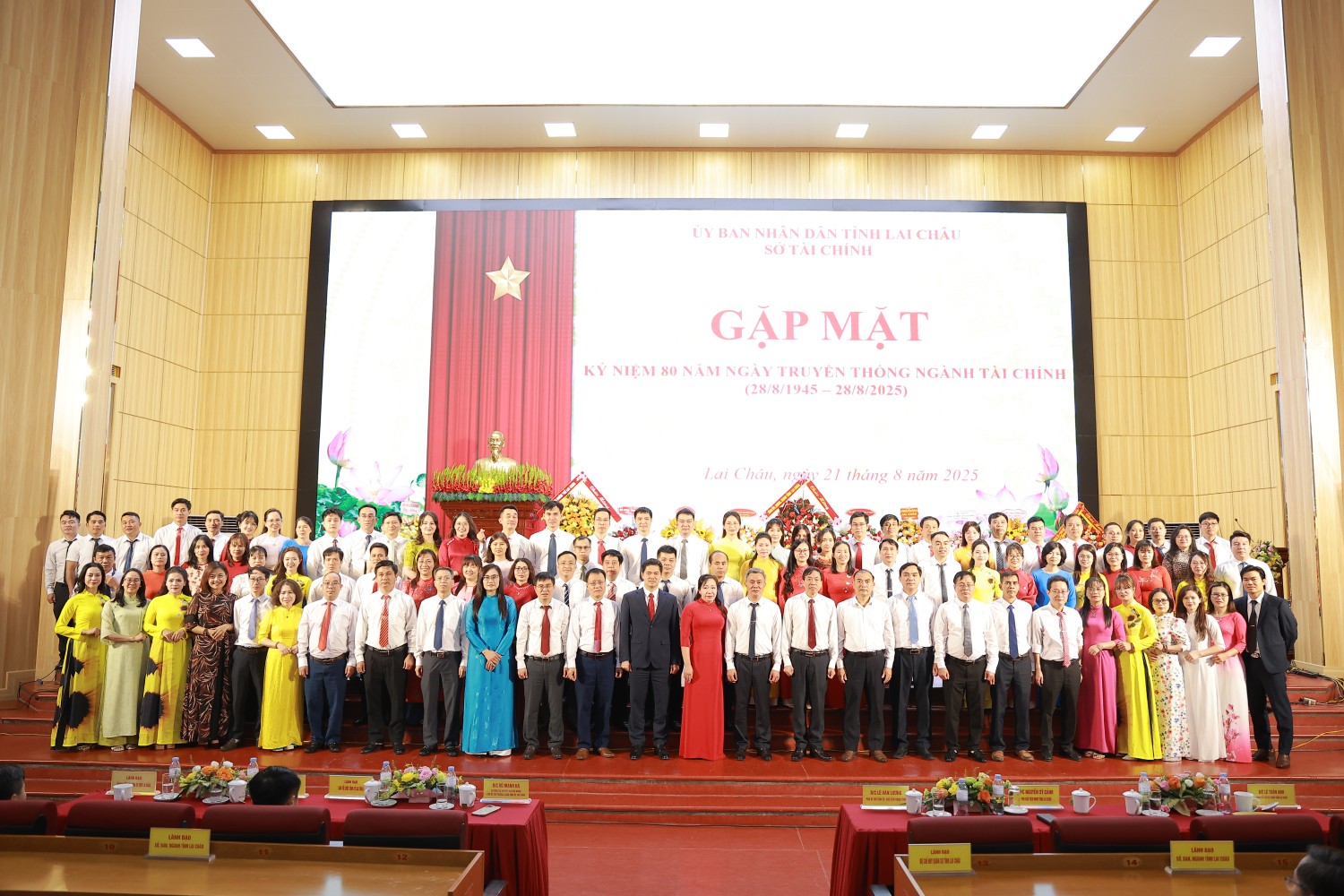 SỞ TÀI CHÍNH TỔ CHỨC GẶP MẶT KỶ NIỆM 80 NĂM NGÀY TRUYỀN THỐNG NGÀNH TÀI CHÍNH (28/8/1945 - 28/8/2025)